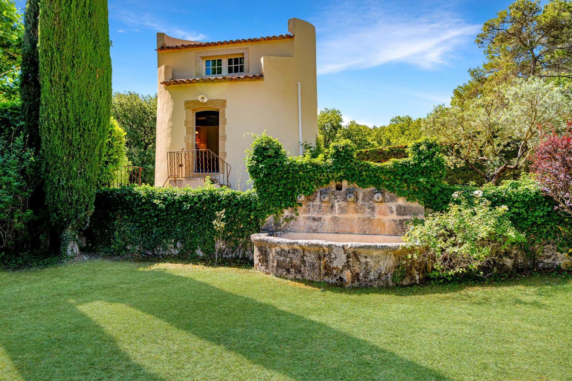 Bastide Domaine Tour Campanets Aparthotel Le Puy-Sainte-Reparade Exterior photo